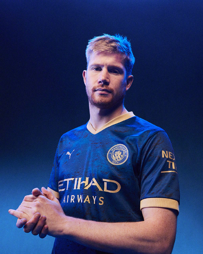 阿斯：英超俱乐部在密切关注罗克，他可能回归巴西11月大名单