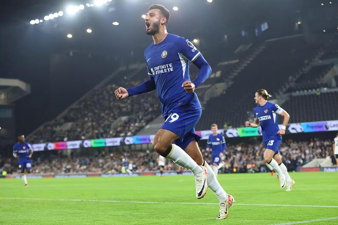 埃及媒体：有沙特俱乐部为萨拉赫开出薪资超过C罗的报价