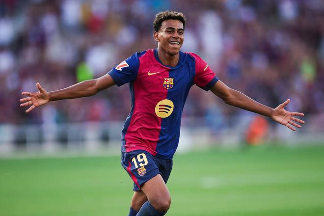 梅西2025年数据：54次出场造74球，随队首夺总冠军