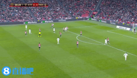 罗马诺：拜仁已经在考虑为伦纳特-卡尔再提供一份新合同